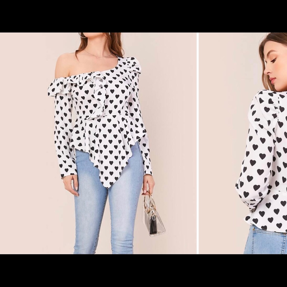Beautiful sexy blouse😍